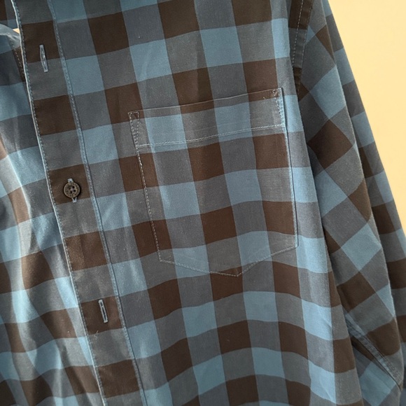 Patagonia long sleeve button down shirt medium - Picture 2 of 8